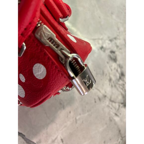 Louis Vuitton LV x Yayoi Kusamsa Speedy 20
Bandoulière Bag - Picture 6 of 9